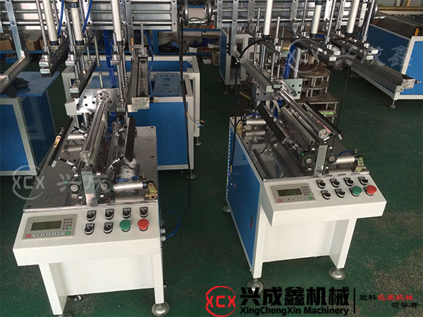 PET圓筒成型機搭配UV燈管使用，與PVC塑料圓筒成型有區別