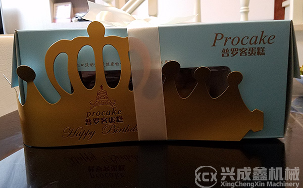 蛋糕盒側面帶王冠 蛋糕盒側面帶王冠